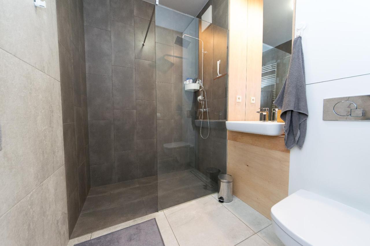 Main Trainstation One Bedroom Ac P4You Pl Cracóvia Exterior foto